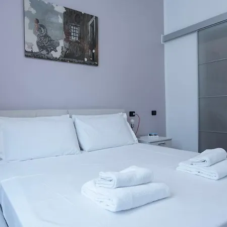 Italianway - Maroncelli 2 B * Milano